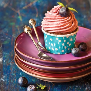 Postcard blueberry cupcake