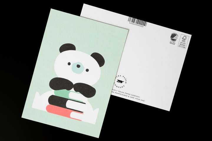 panda and books - picture 2
